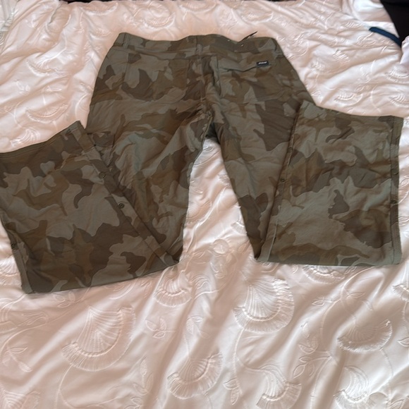 Almost new PrAna men’s pant size 34/34 - Picture 3 of 6